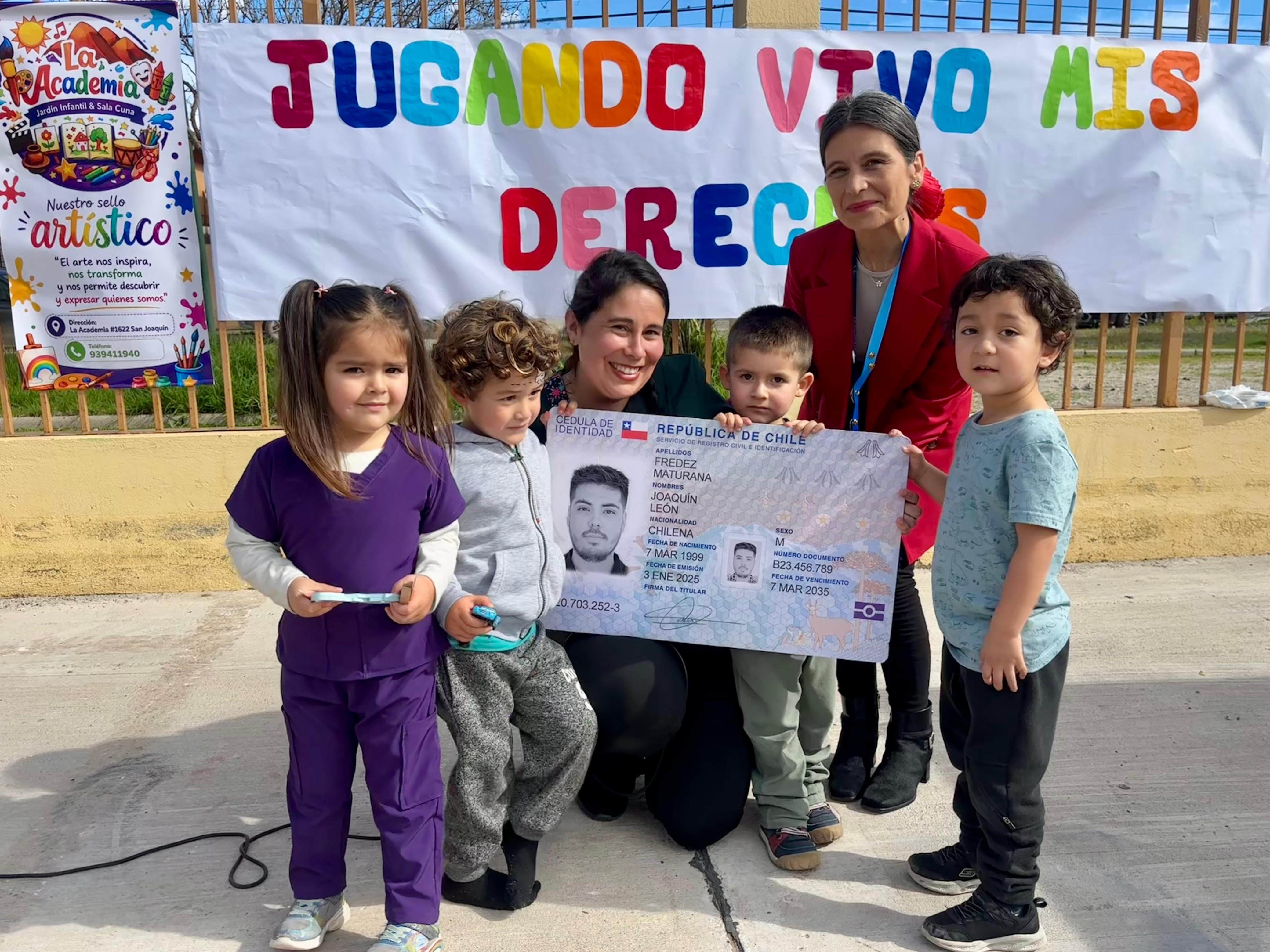 Registro Civil acerca trámite de identidad a jardines infantiles con programa Mi Primera Cédula — foto 2